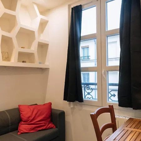 Apartment Cosy & Stylish Large Voltaireoberkampf!